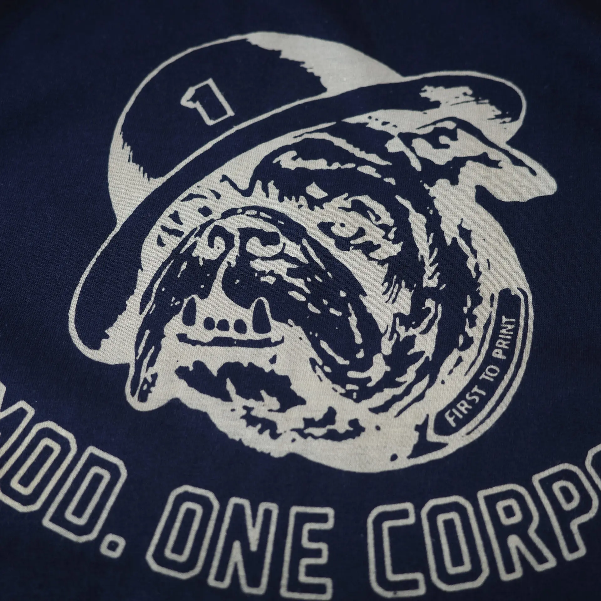 MOD ONE CORP TEE | wanna studio