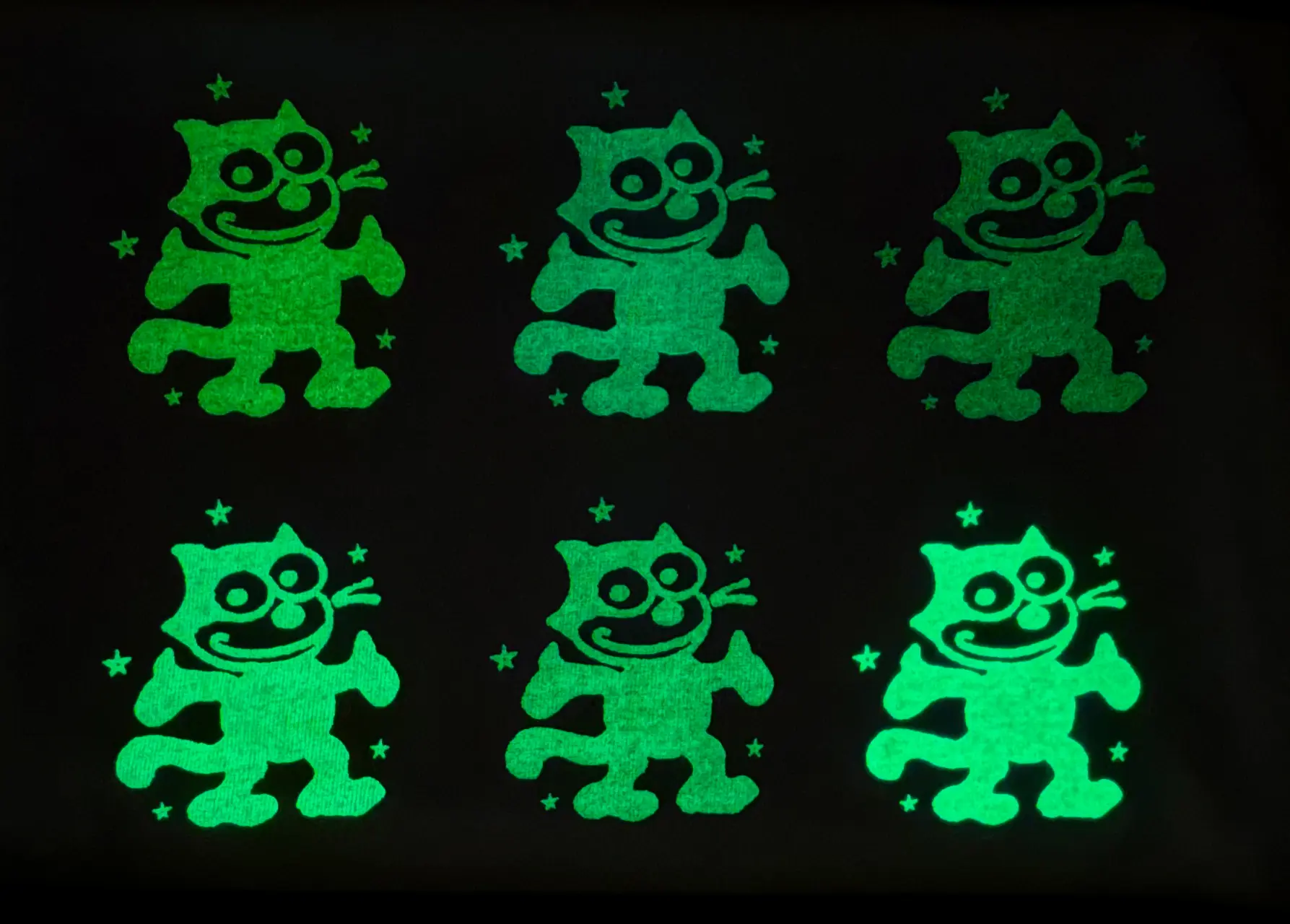 【印刷LAB】蓄光インク (GROW IN THE DARK) の比較検証